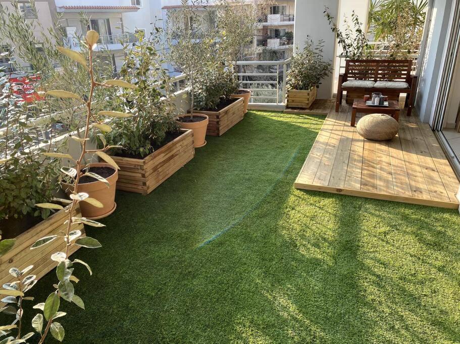 Spacious And Sunkissed 3Br & 2 Bathrooms Apartment Athènes Extérieur photo