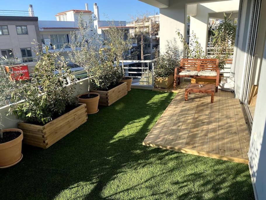 Spacious And Sunkissed 3Br & 2 Bathrooms Apartment Athènes Extérieur photo