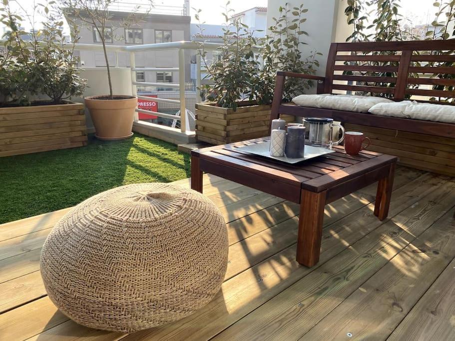 Spacious And Sunkissed 3Br & 2 Bathrooms Apartment Athènes Extérieur photo