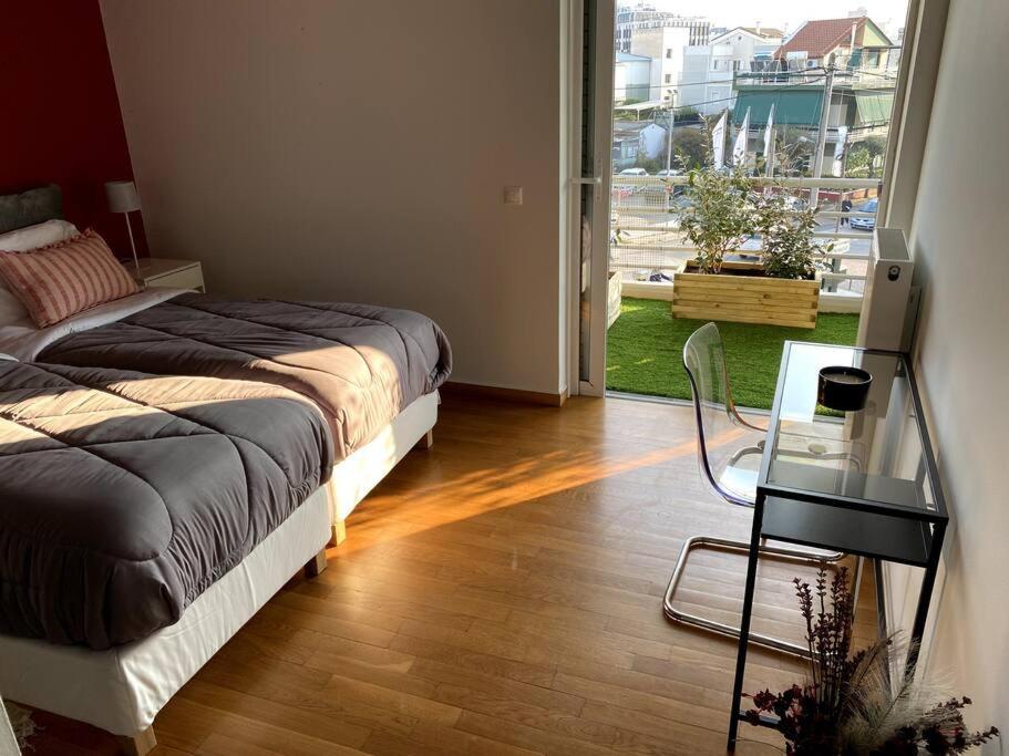 Spacious And Sunkissed 3Br & 2 Bathrooms Apartment Athènes Extérieur photo